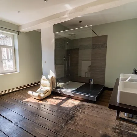 ゲストハウス Le Richmond Godinne